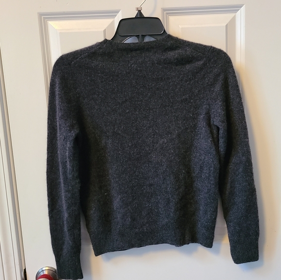 Quince Cashmere XS Crewneck Charcoal Gray Sweater - Picture 5 of 11
